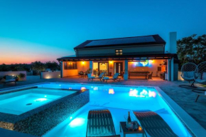 NEW! Luxury Villa Meden Dol with heated pool, Hot-Tub, 2 Saunas